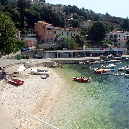 2340a Διαμέρισμα